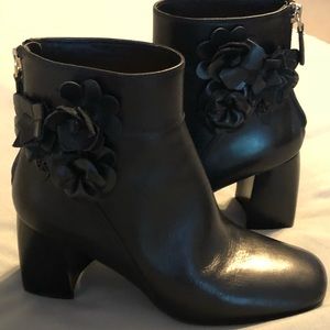 Tory Burch Blossom Booties size 6
